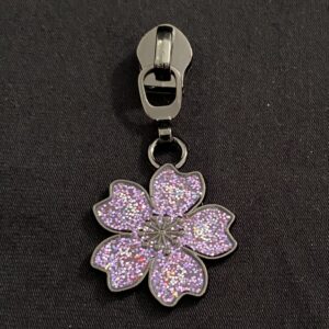 Zipper Sparkling Blossom, breit, gunmetal-lila