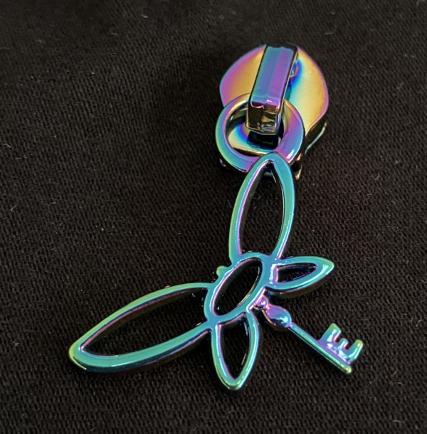 Zipper Libelle&Schlüssel, breit – Bild 2